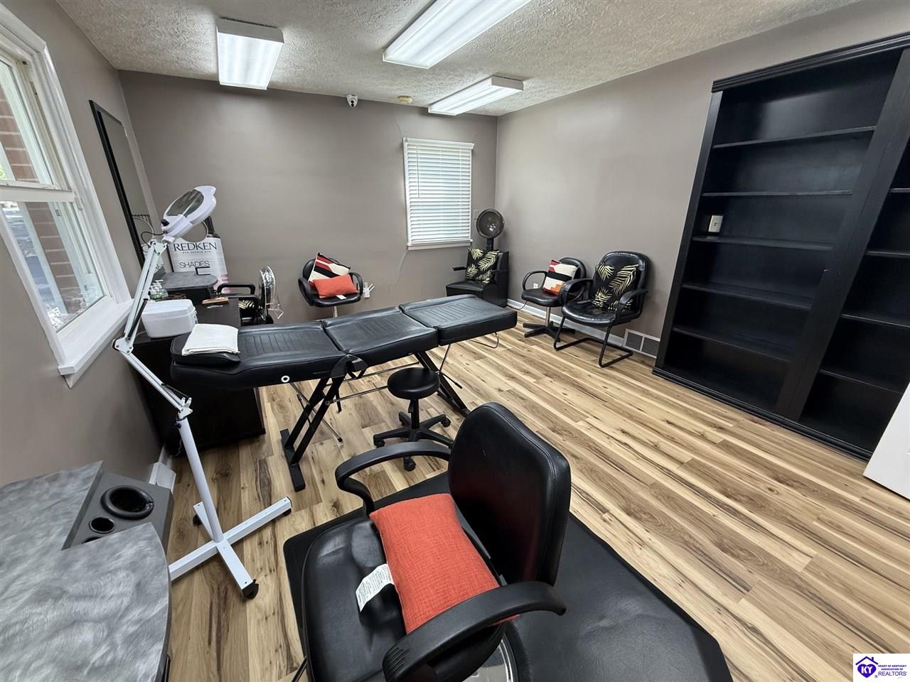 100 Wall Street Property Photo 22