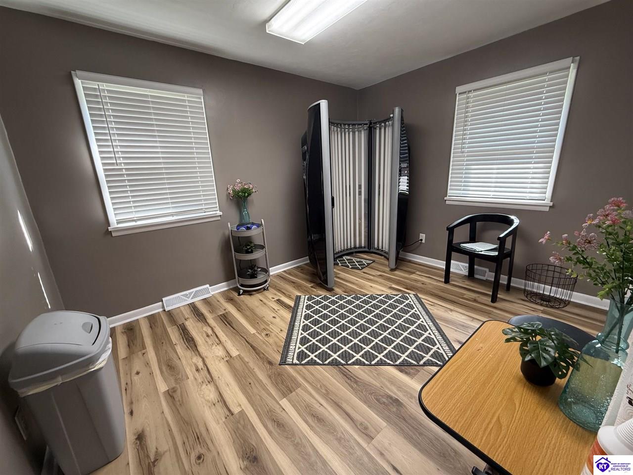 100 Wall Street Property Photo 33