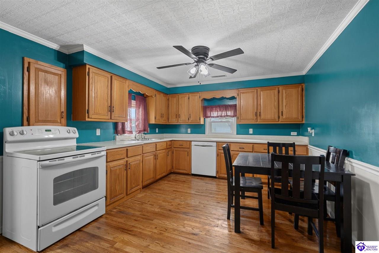 6966 Old Greenhill Road Property Photo 5
