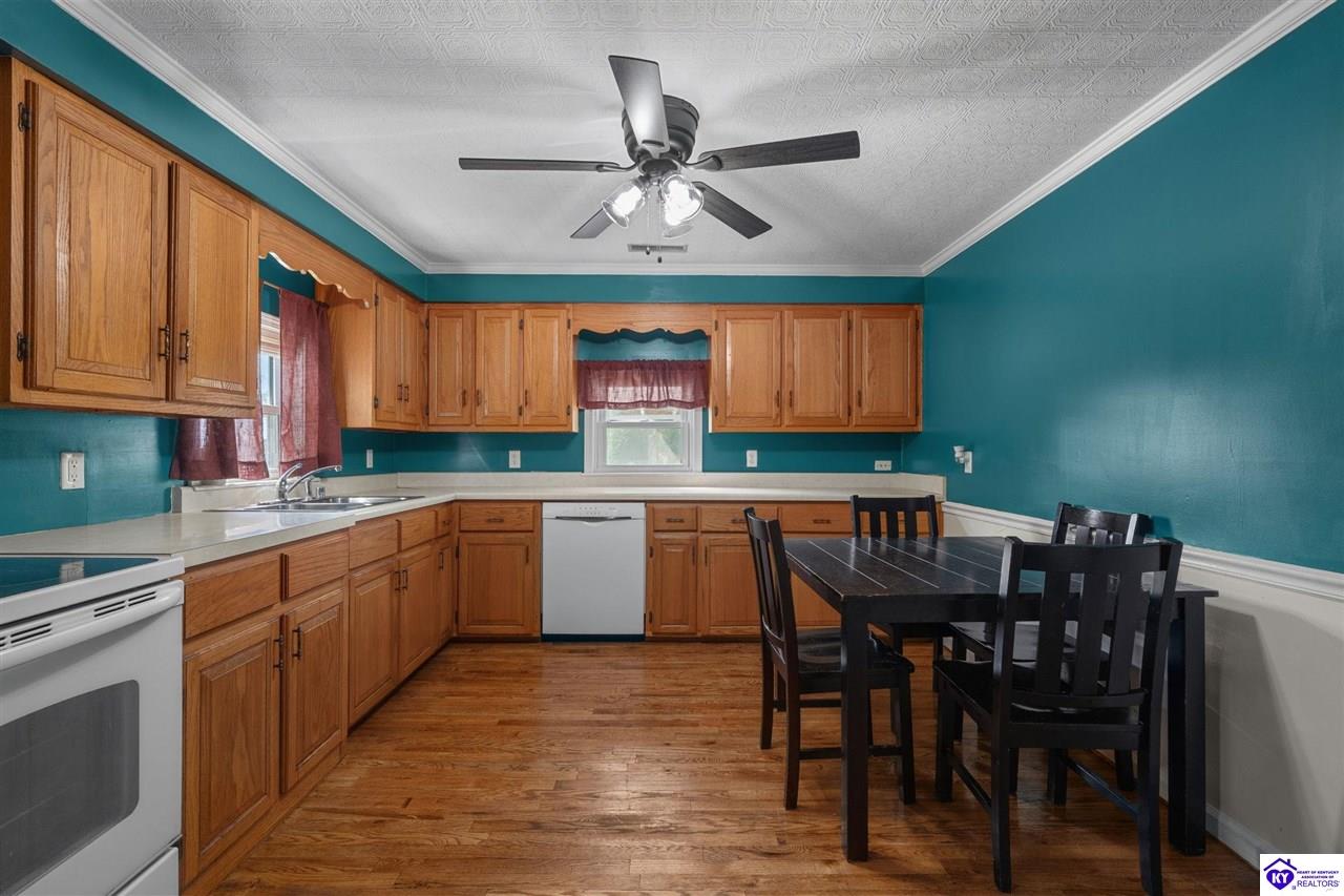 6966 Old Greenhill Road Property Photo 8
