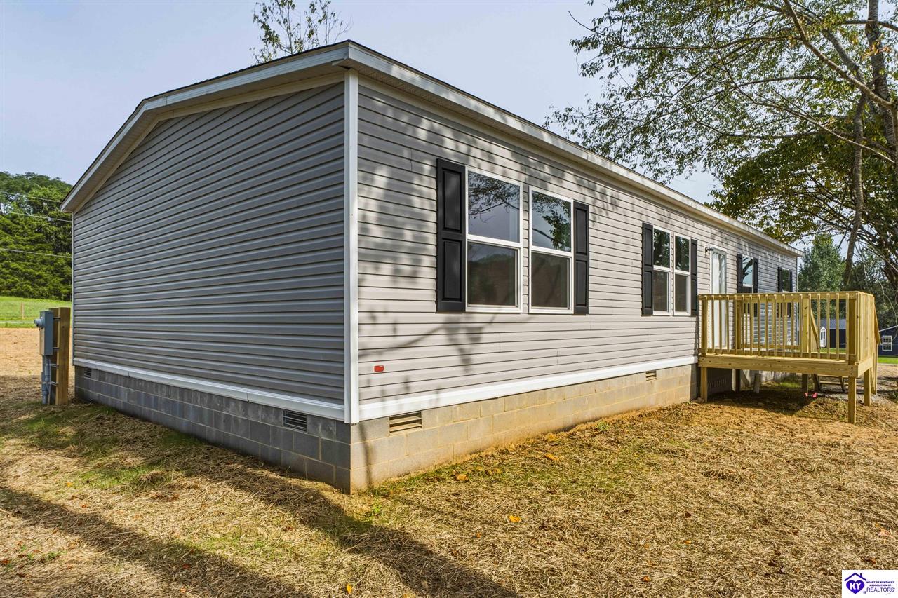 2437 Fallen Timber Road Property Photo 46