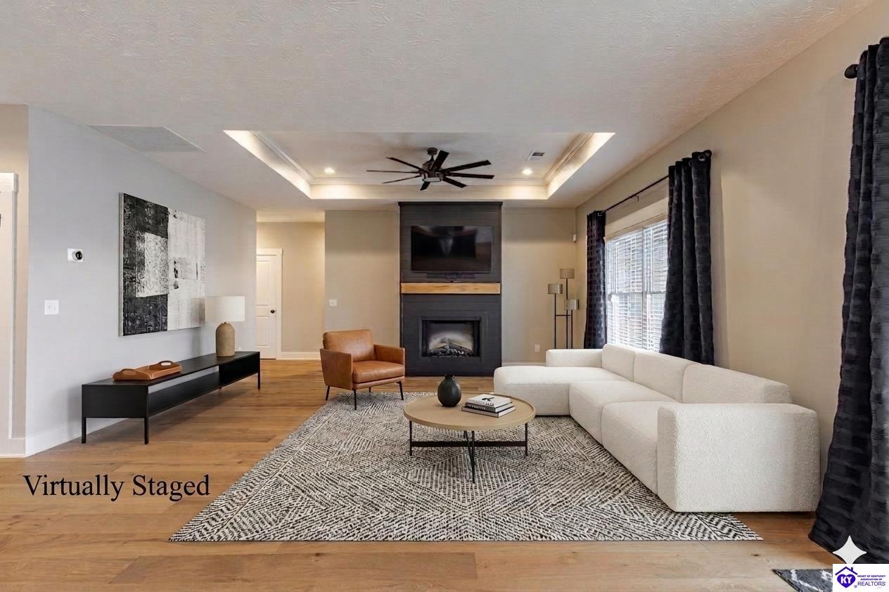 200 Gaston Circle Property Photo 2