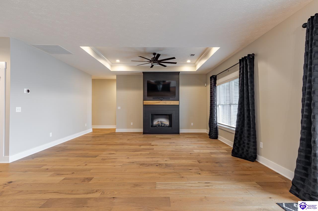 200 Gaston Circle Property Photo 3