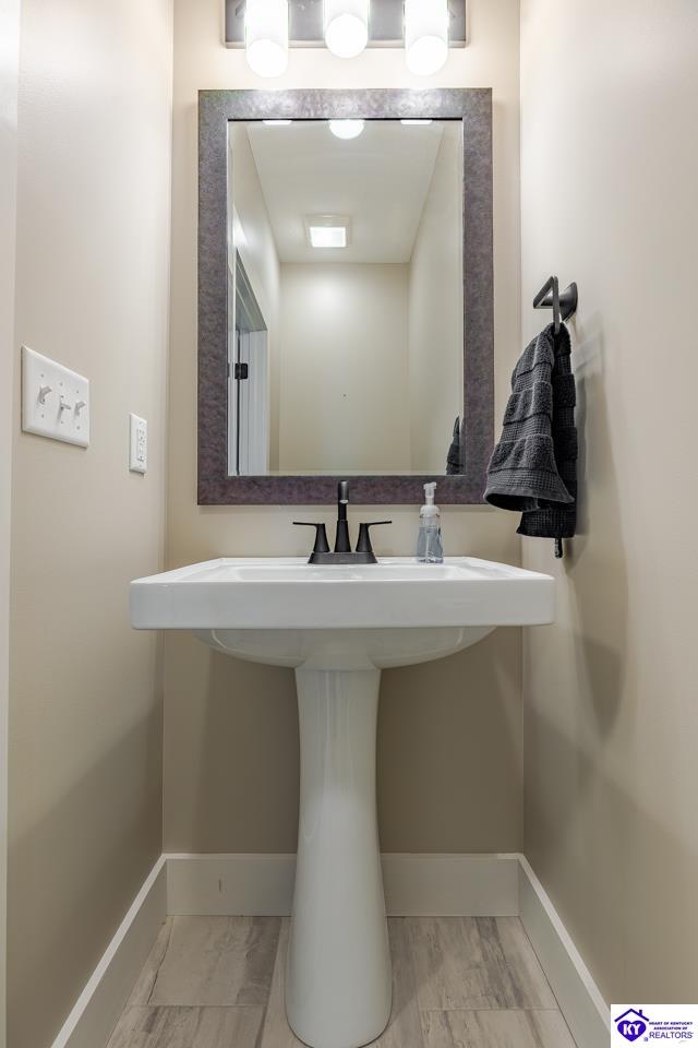 200 Gaston Circle Property Photo 32