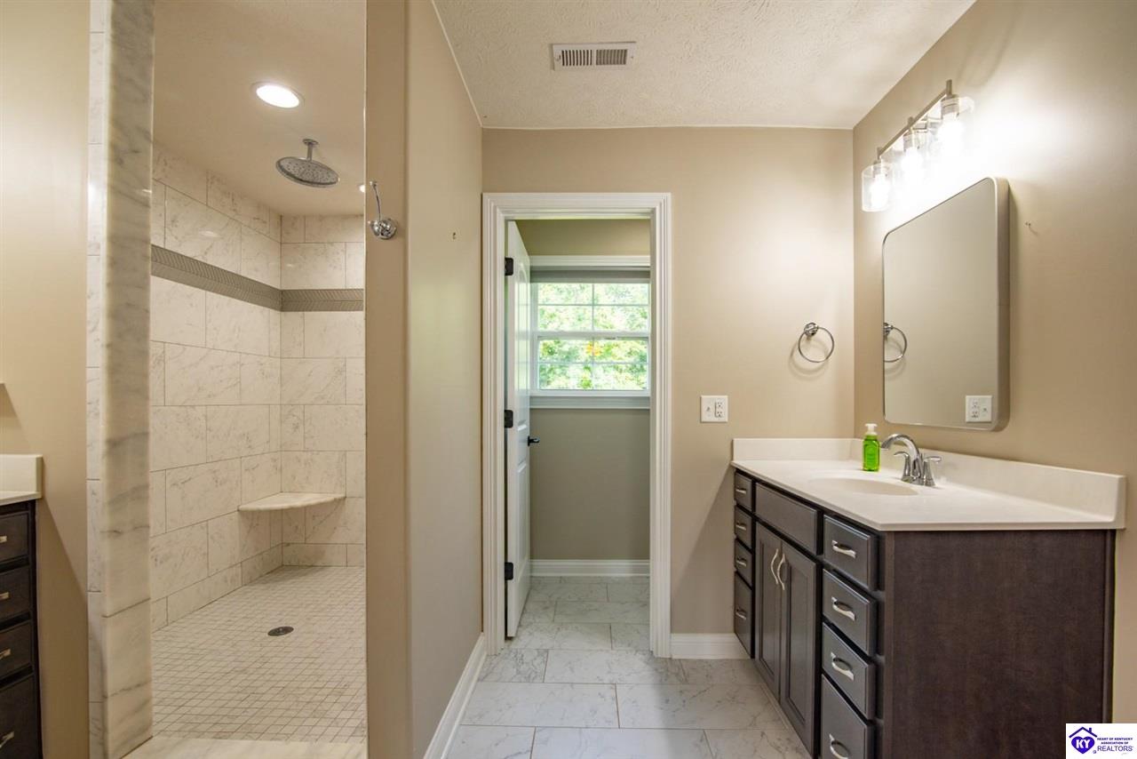 30 Cockeriell Court Property Photo 25
