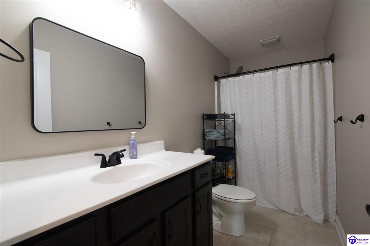 30 Cockeriell Court Property Photo 32