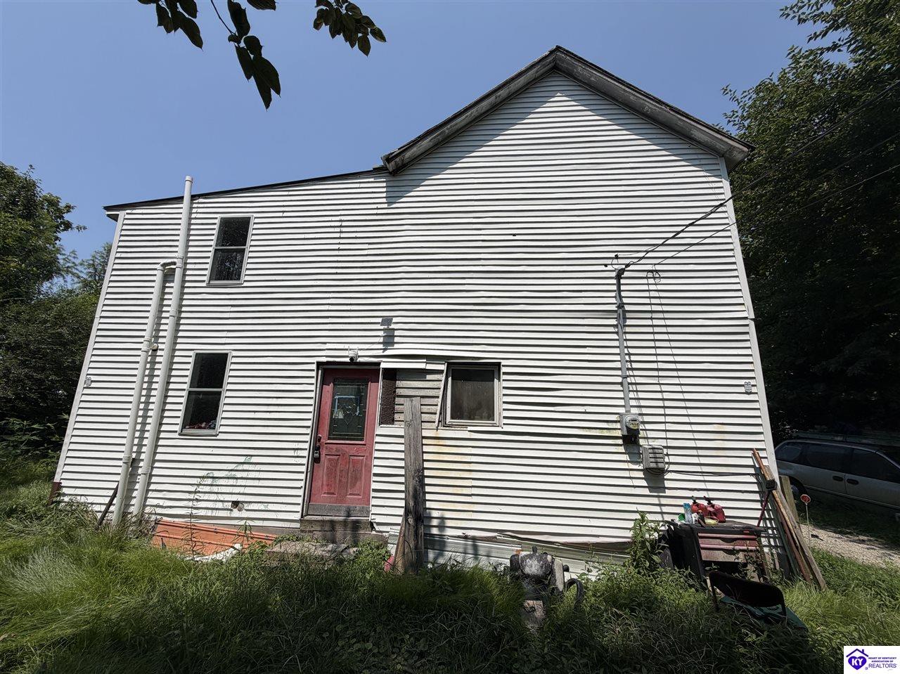 389 Main Street Property Photo 5