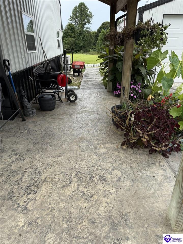 5383 Lilac Road Property Photo 9
