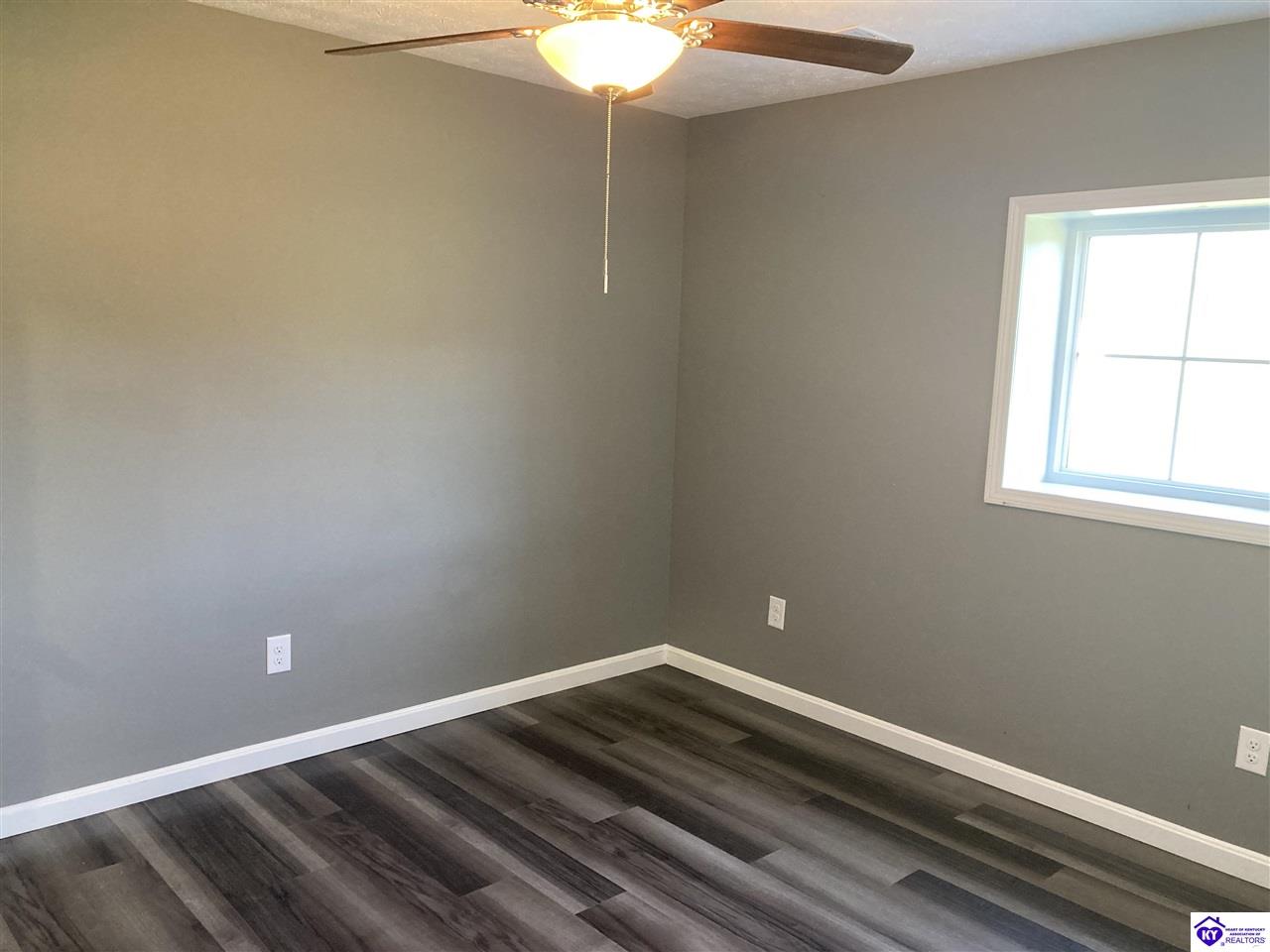 295/297 Palmetto Loop Property Photo 9