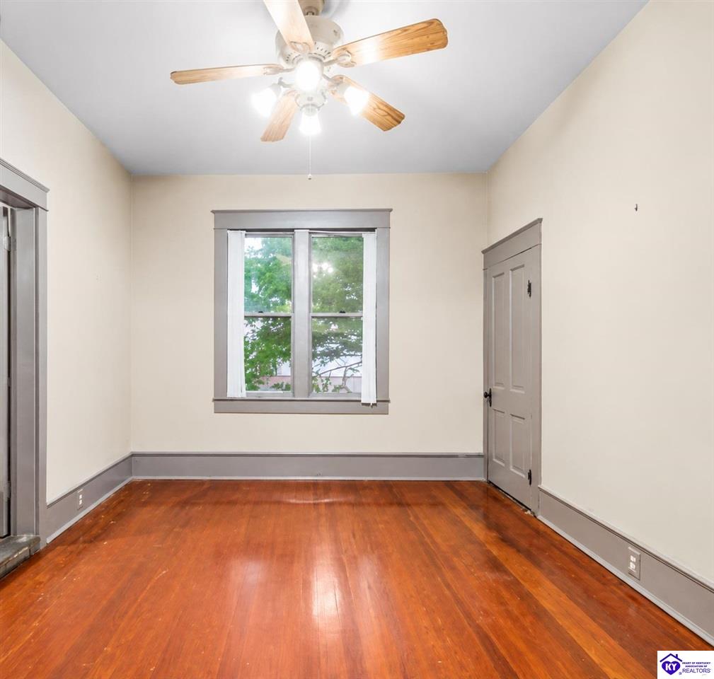 214 N Walnut Street Property Photo 10