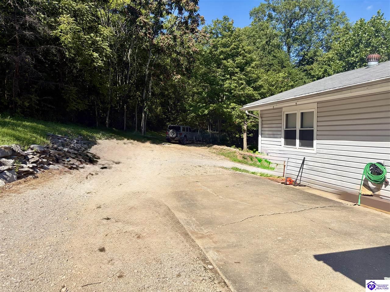 630 Mccrary Road Property Photo 6
