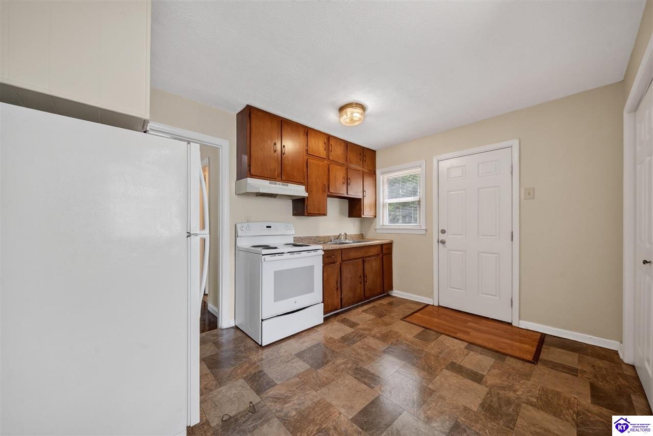 532 Balmoral Road Property Photo 11