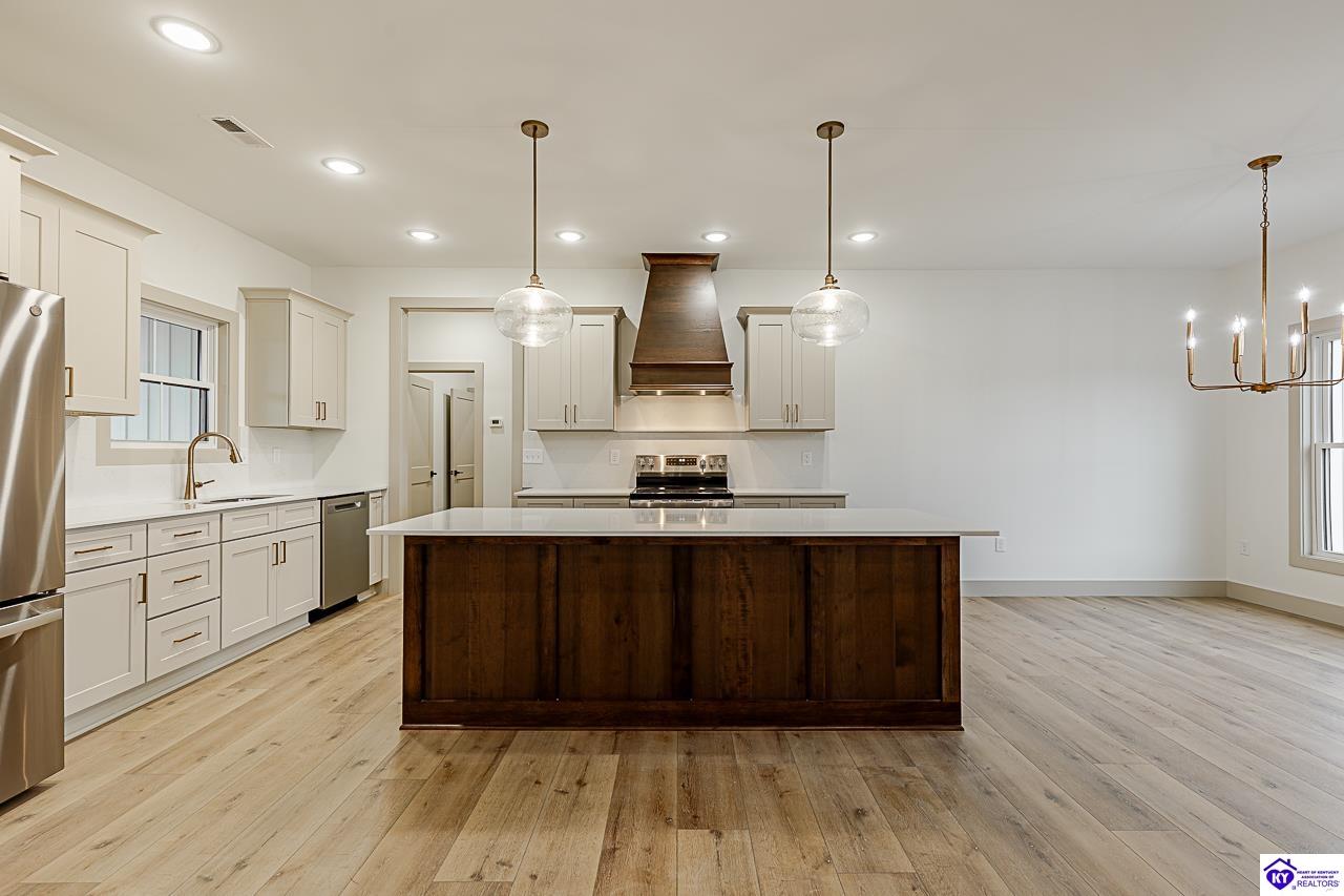 40 Low Country Court Property Photo 1