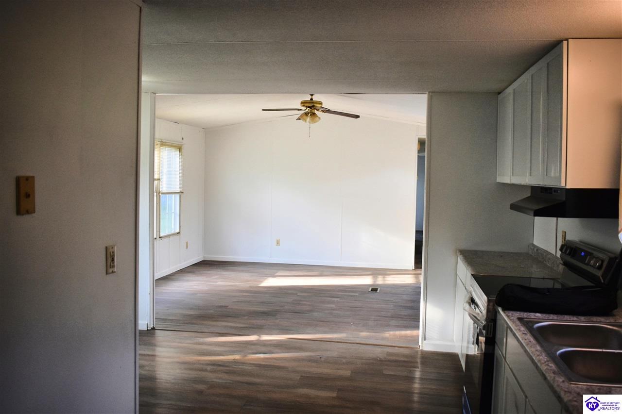 398 Guy Court Property Photo 5
