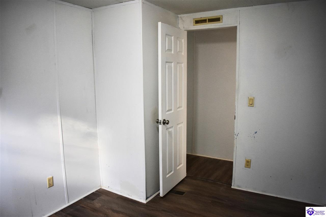 398 Guy Court Property Photo 16