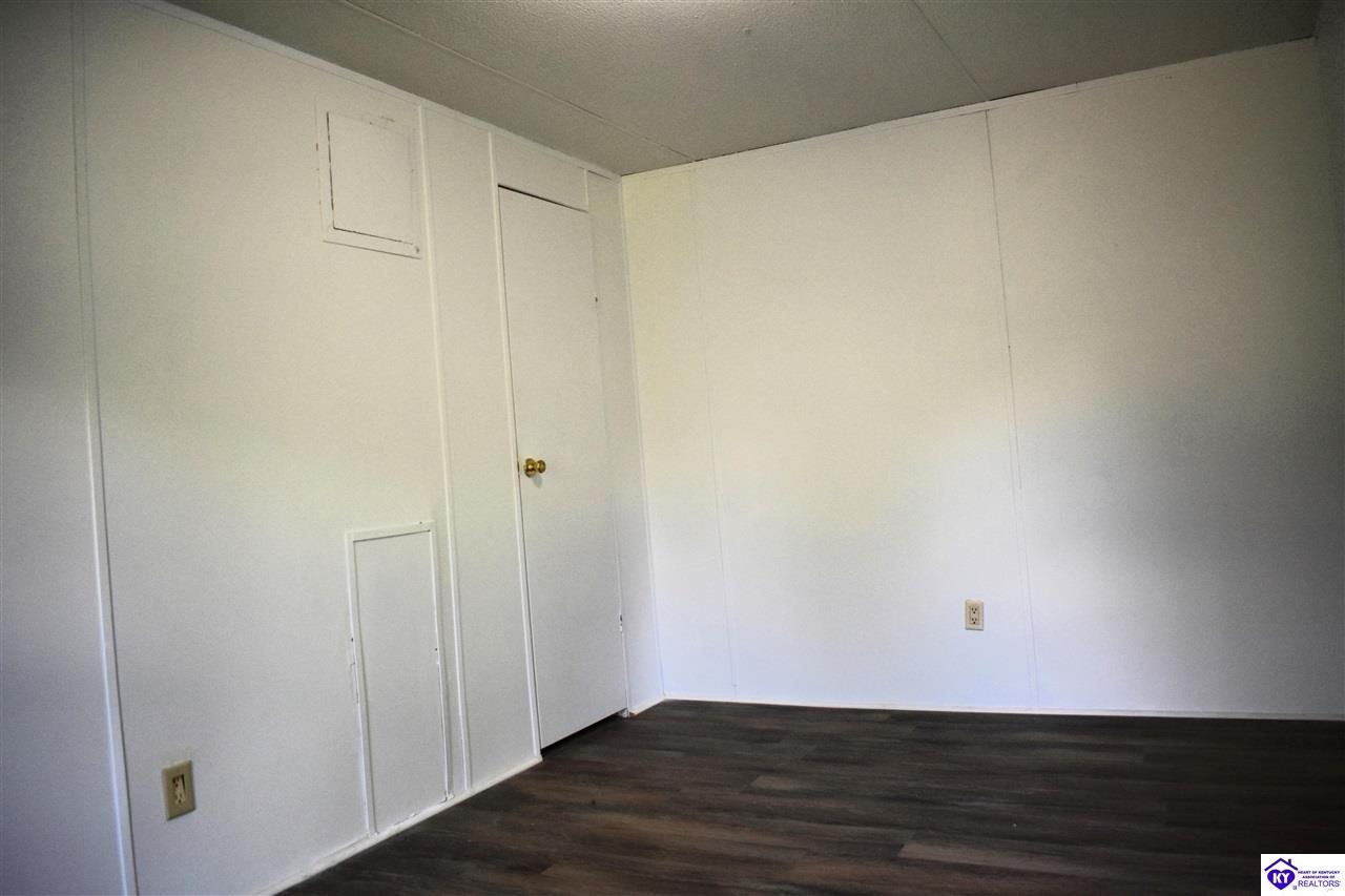 398 Guy Court Property Photo 21