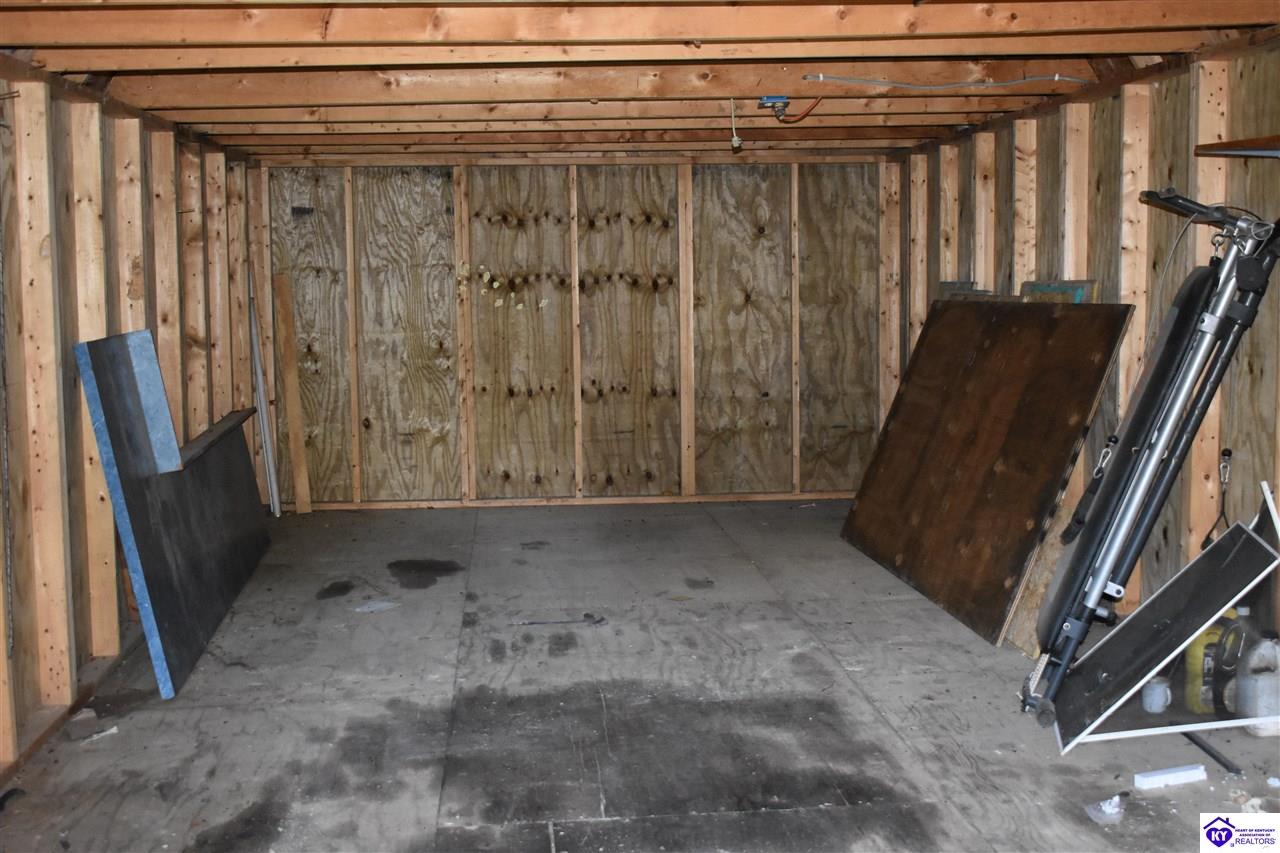 398 Guy Court Property Photo 29