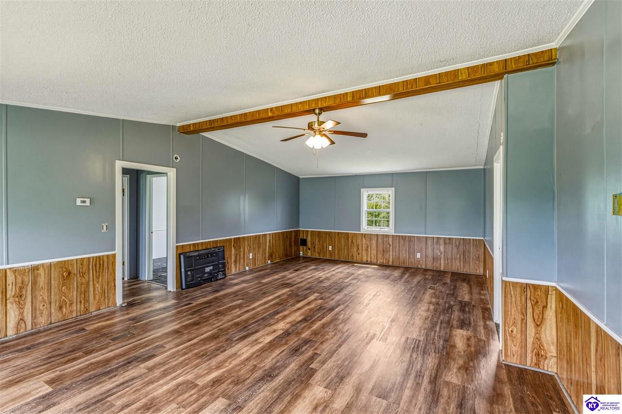 2422 E Highway 86 Property Photo 13