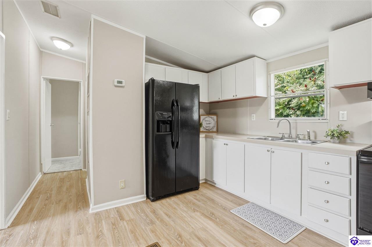 47 Hurt Road Property Photo 15