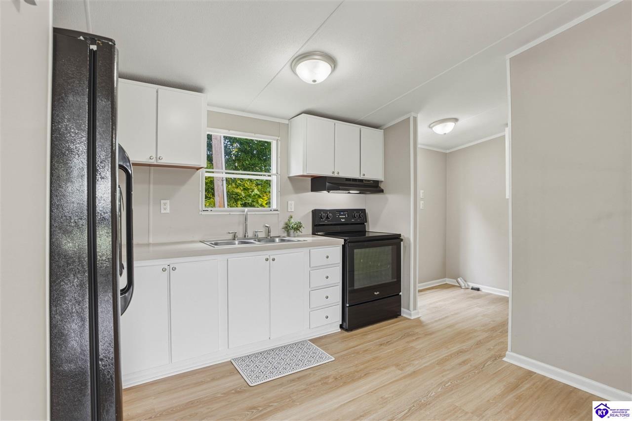 47 Hurt Road Property Photo 16
