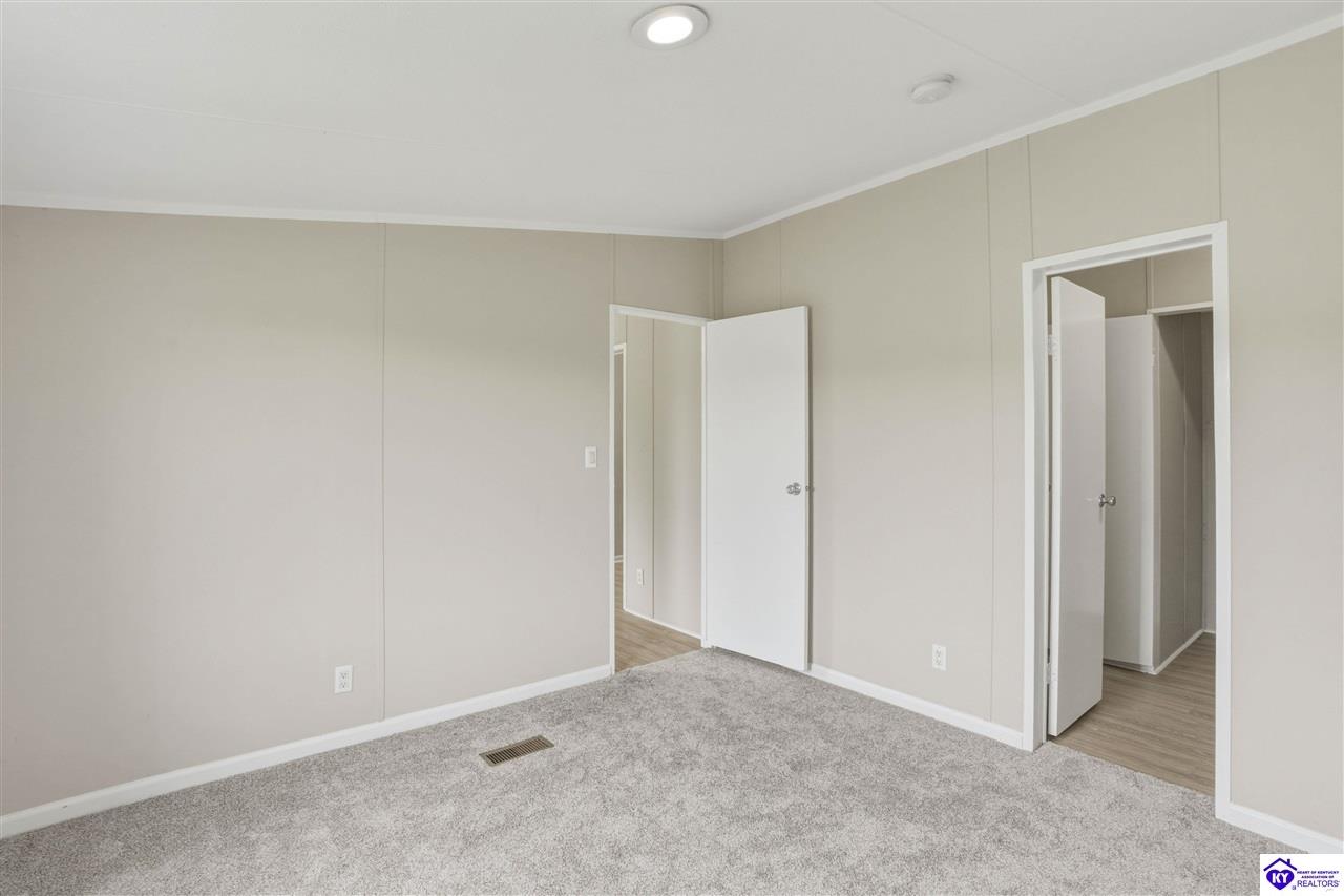 47 Hurt Road Property Photo 25