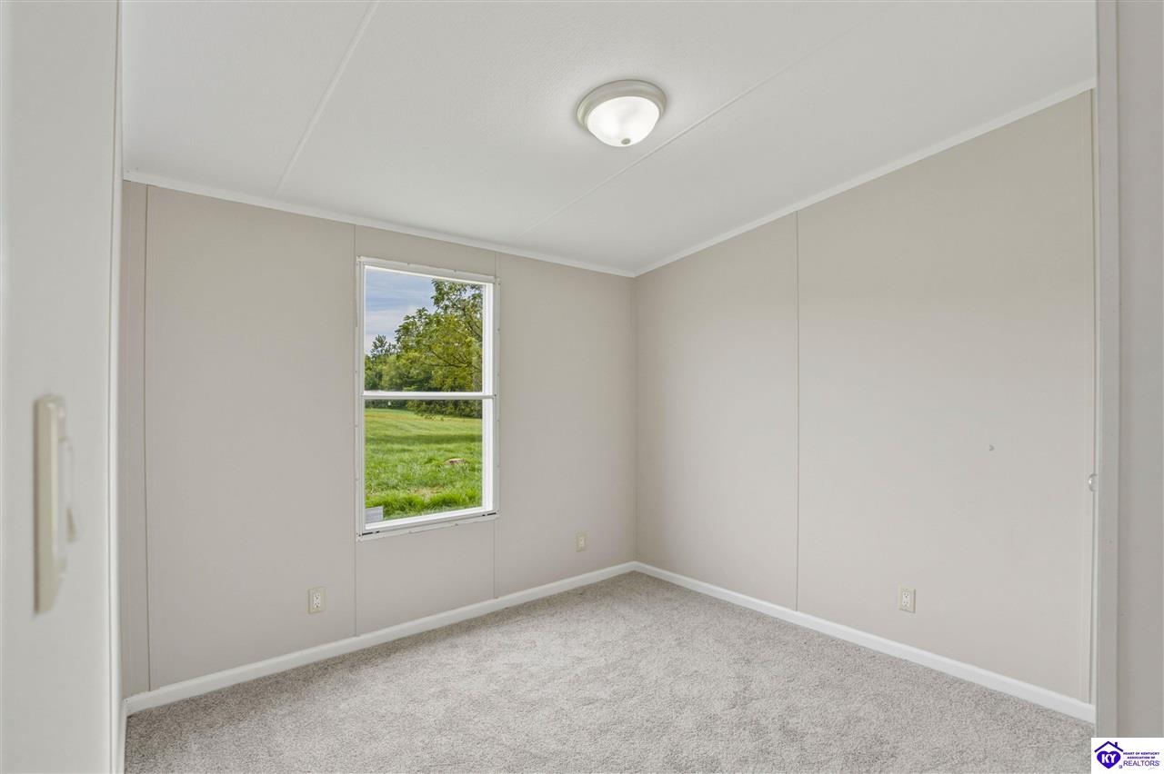 47 Hurt Road Property Photo 32