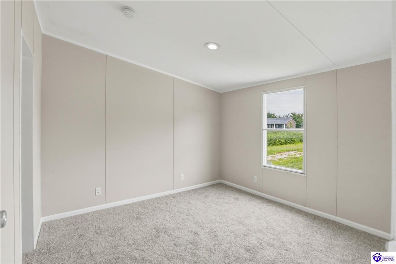 47 Hurt Road Property Photo 33