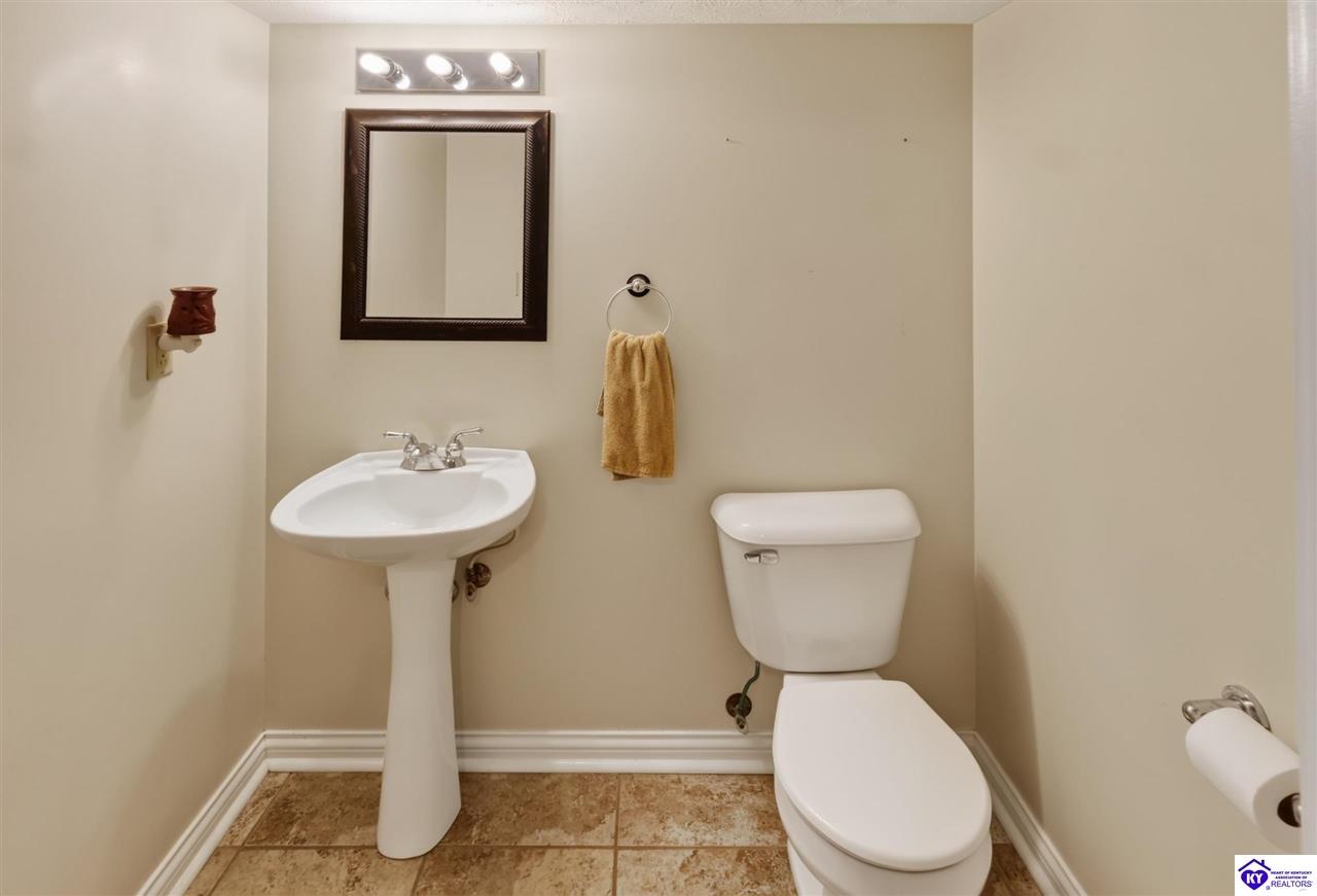 106 Dover Court Property Photo 42