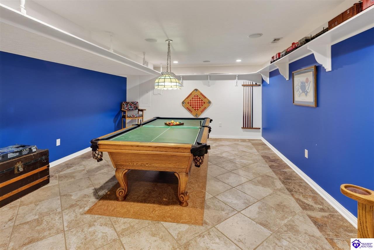 106 Dover Court Property Photo 44