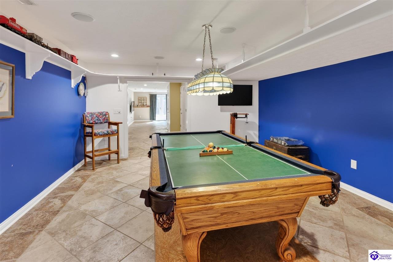 106 Dover Court Property Photo 45