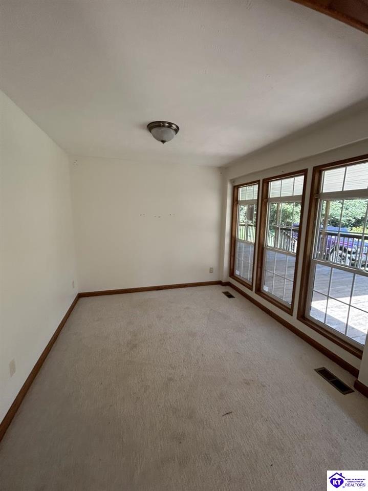 1505 Jarboe Sinks Road Property Photo 3