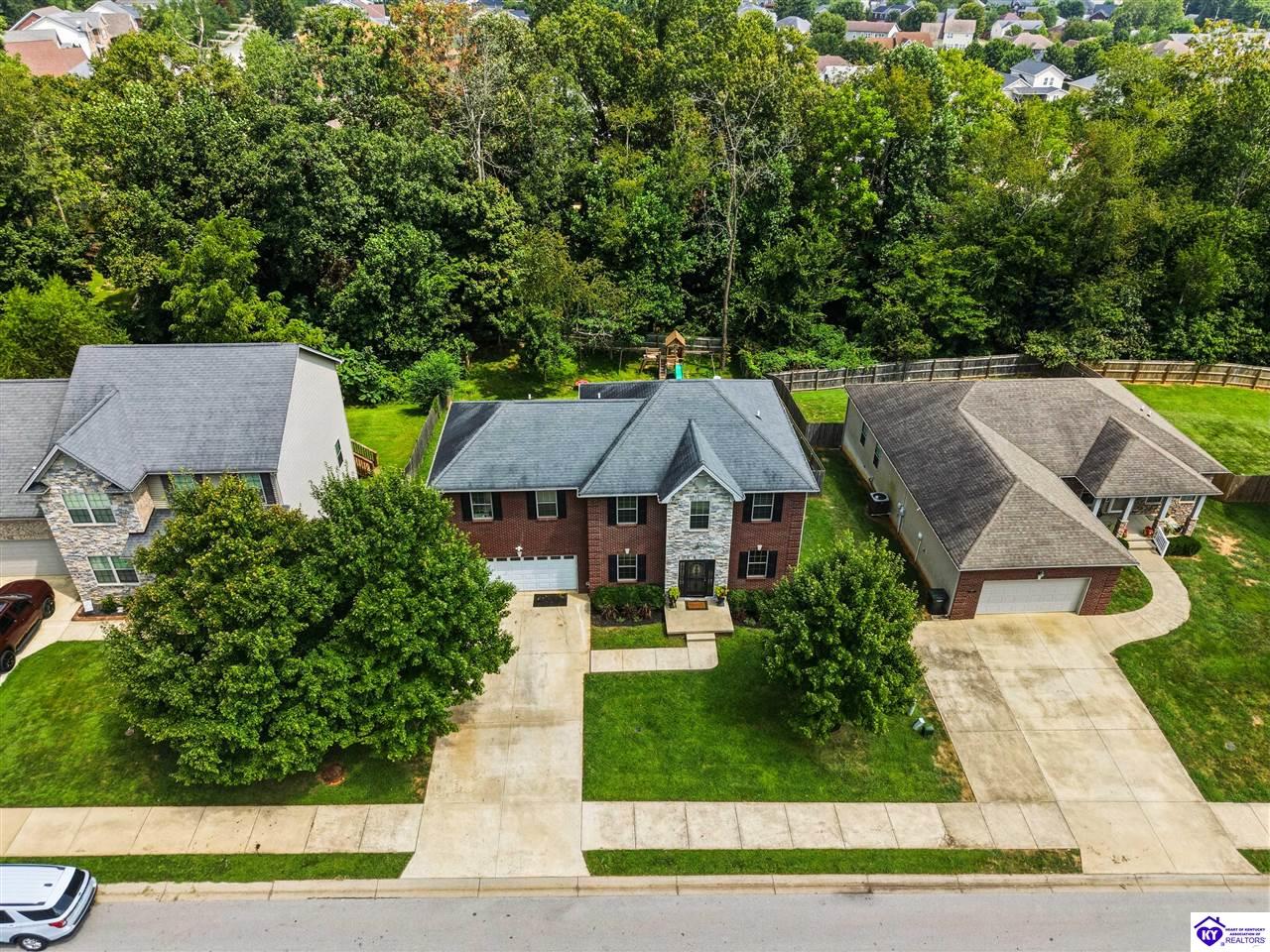 122 Vineland Parkway Property Photo 4