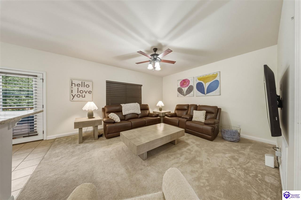 122 Vineland Parkway Property Photo 10