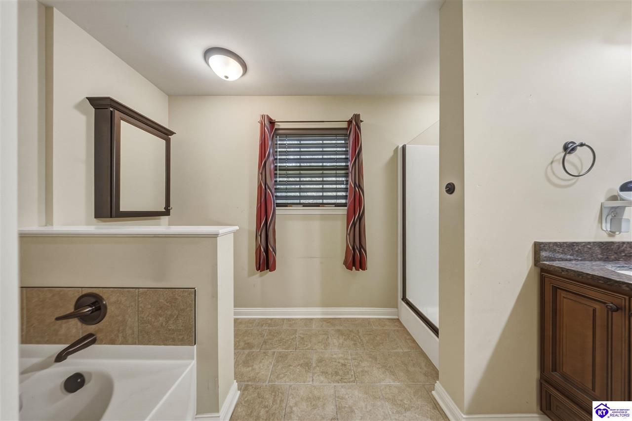 122 Vineland Parkway Property Photo 24