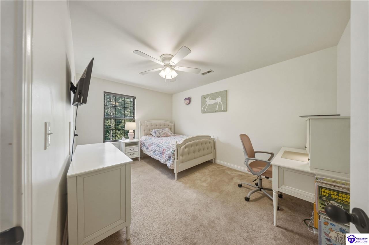 122 Vineland Parkway Property Photo 30