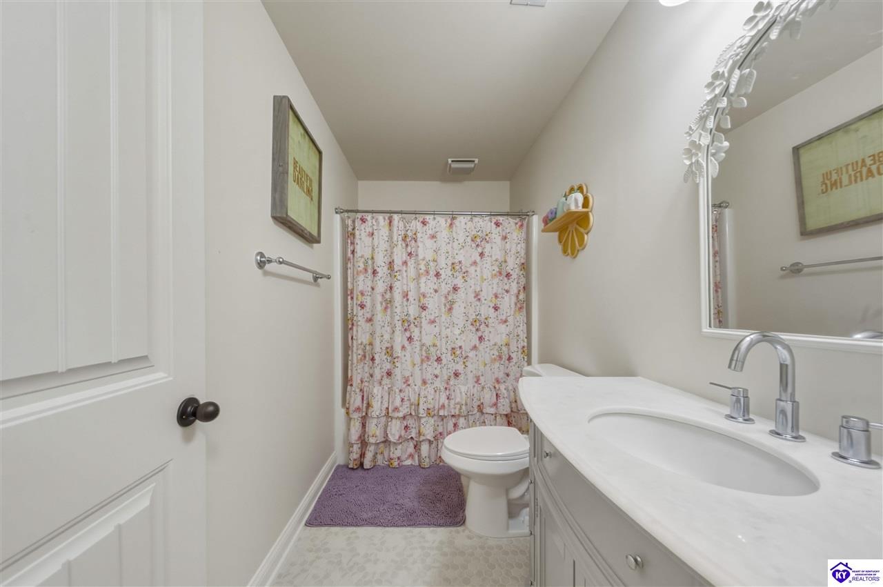 122 Vineland Parkway Property Photo 35