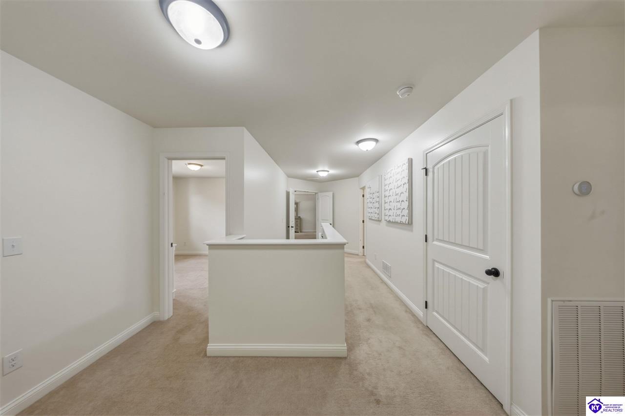 122 Vineland Parkway Property Photo 36