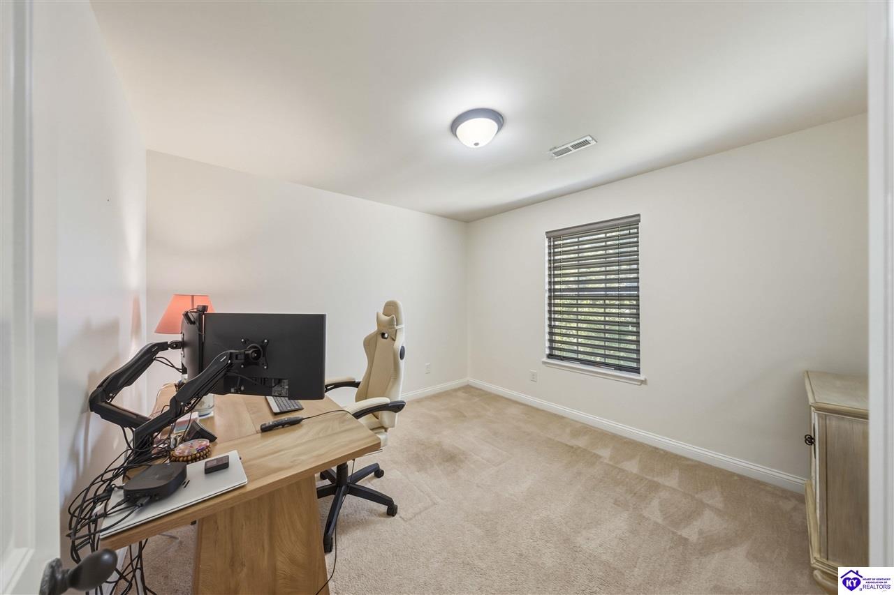 122 Vineland Parkway Property Photo 37