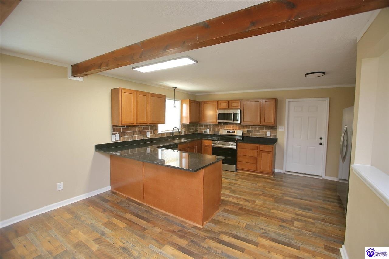 4489 Shepherdsville Road Property Photo 12