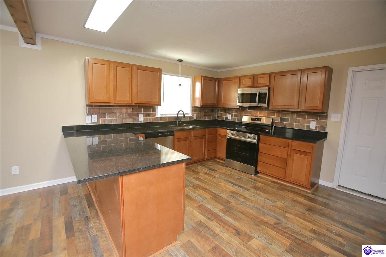 4489 Shepherdsville Road Property Photo 13