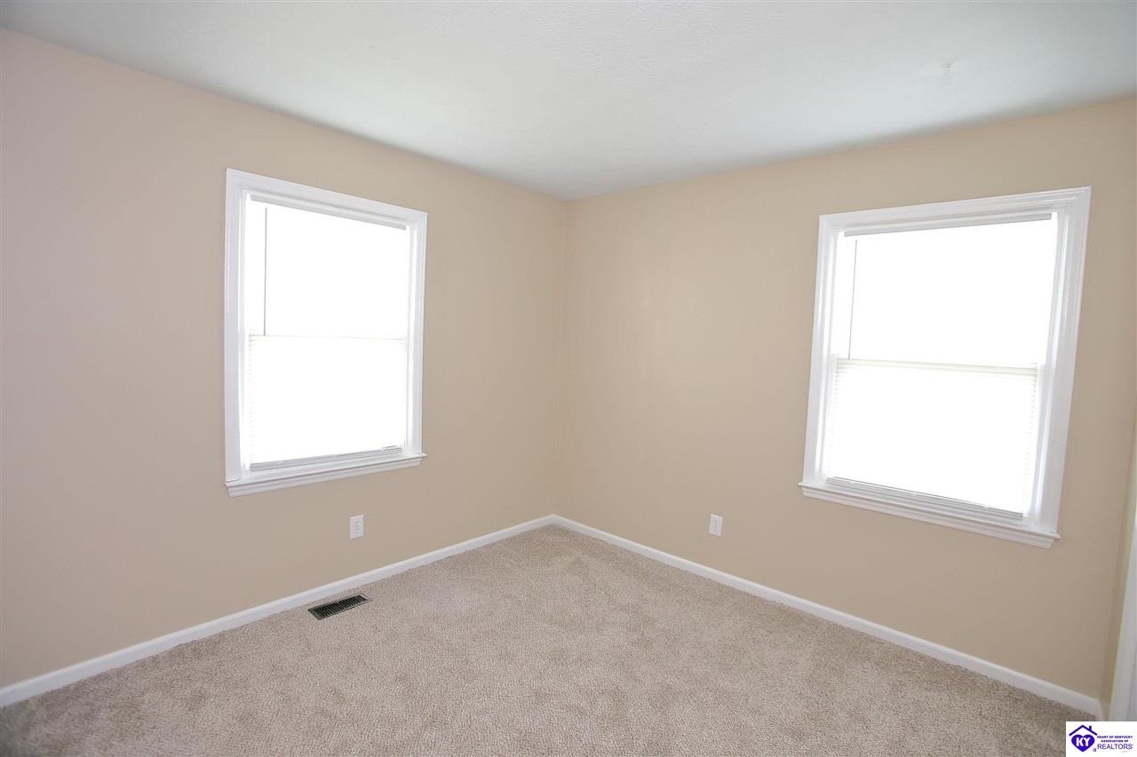 4489 Shepherdsville Road Property Photo 24