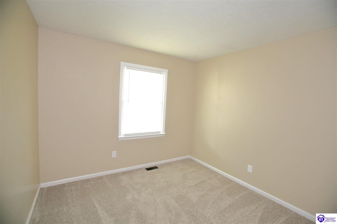 4489 Shepherdsville Road Property Photo 26