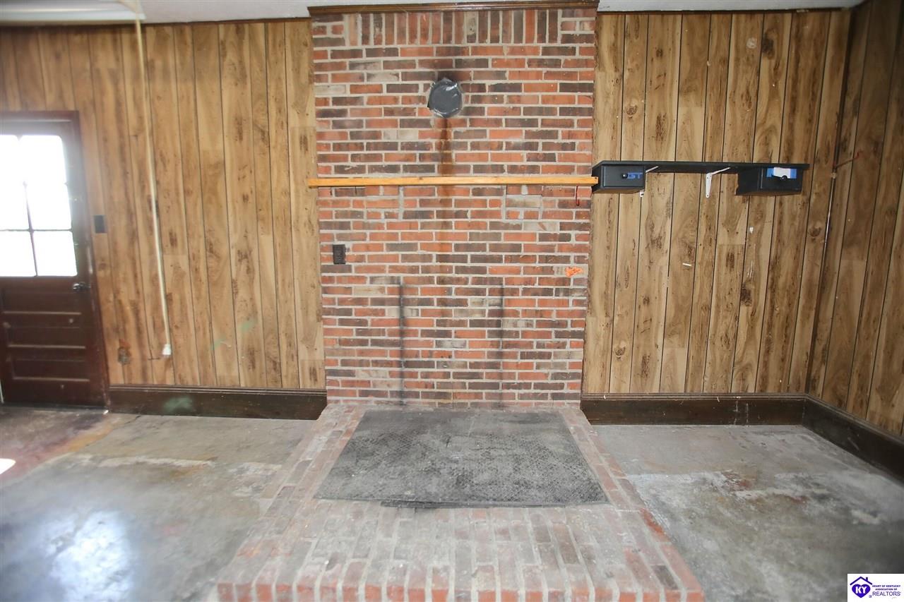 4489 Shepherdsville Road Property Photo 33