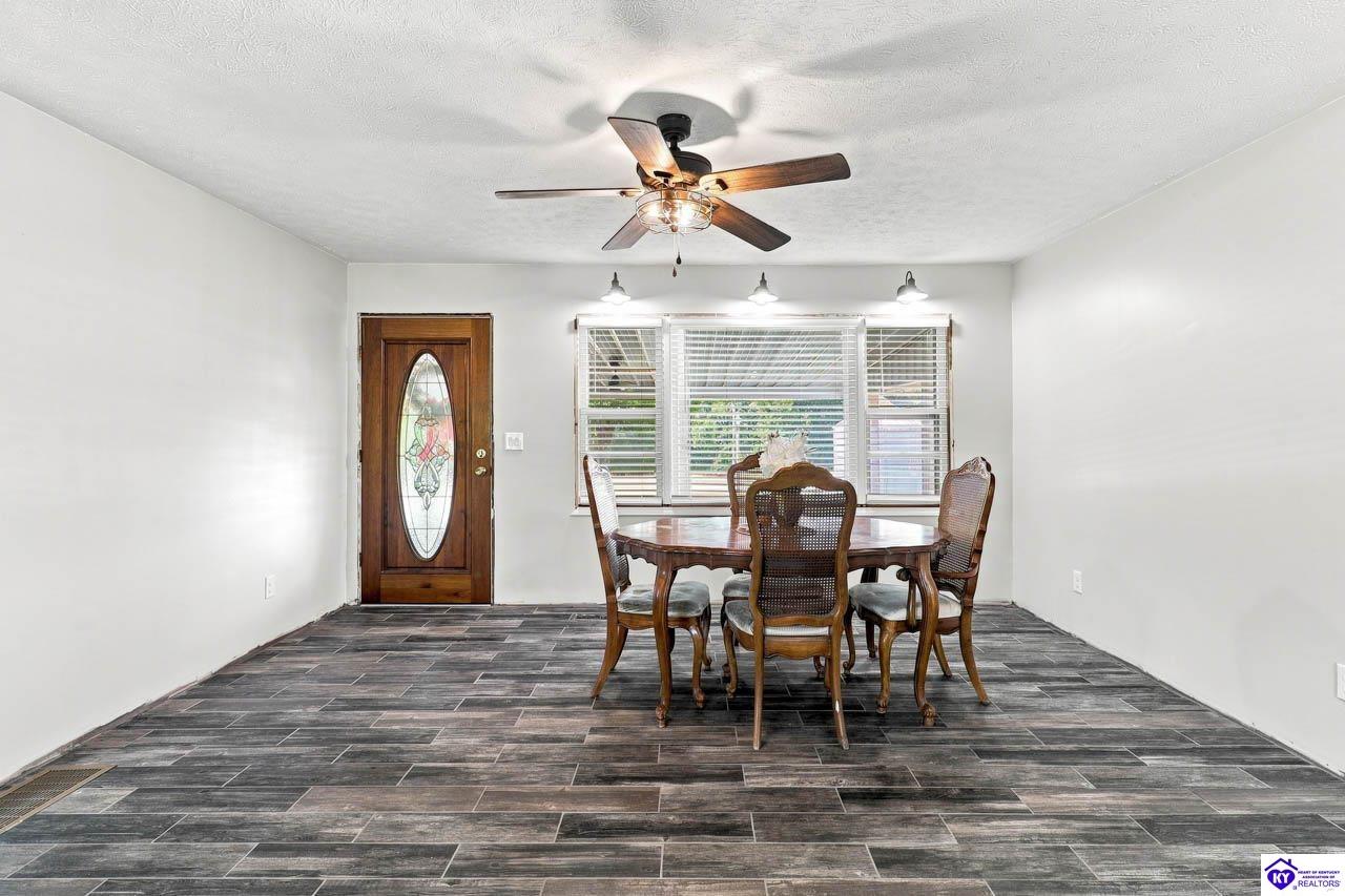 1813 Little Cake Road Property Photo 16