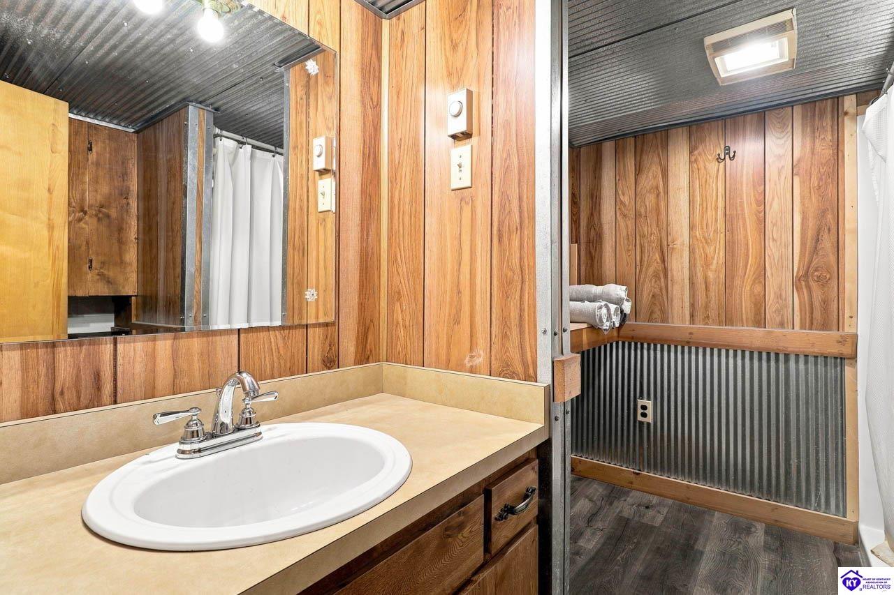 1813 Little Cake Road Property Photo 44
