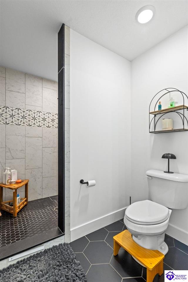 212 Elegance Way Property Photo 32