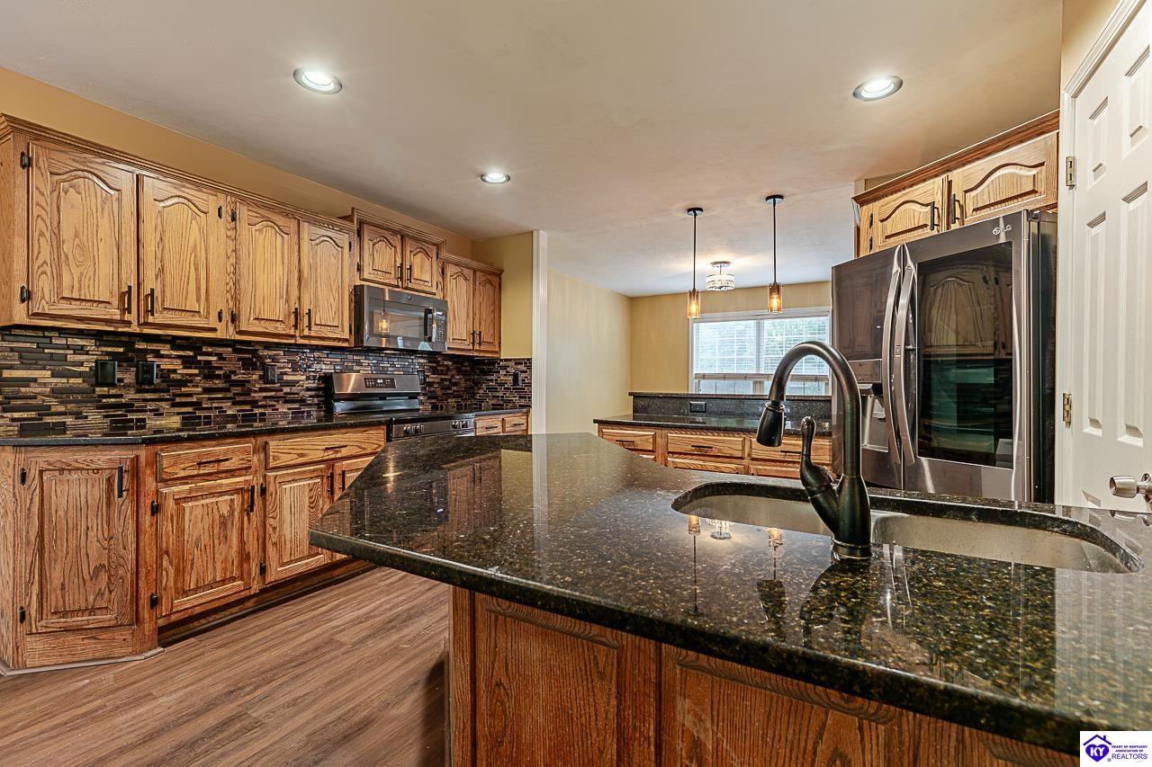 414 Silk Oak Drive Property Photo 1