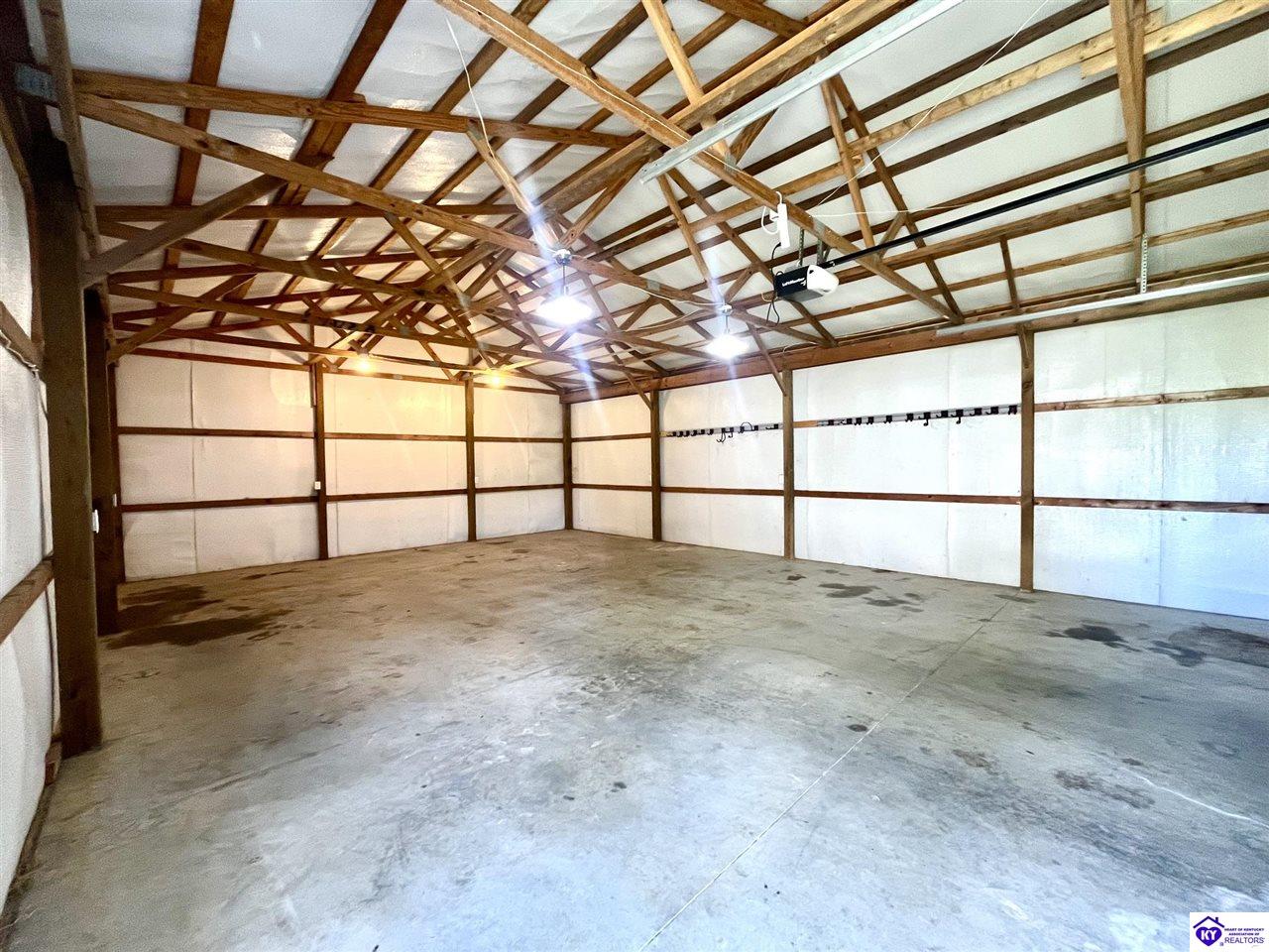 15957 S Highway 259 Property Photo 8