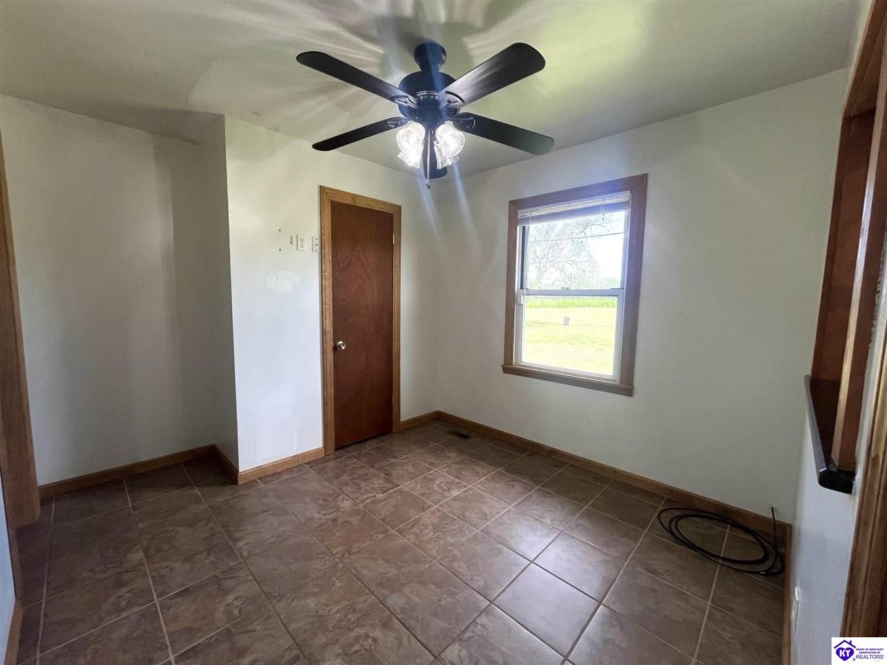 15957 S Highway 259 Property Photo 18
