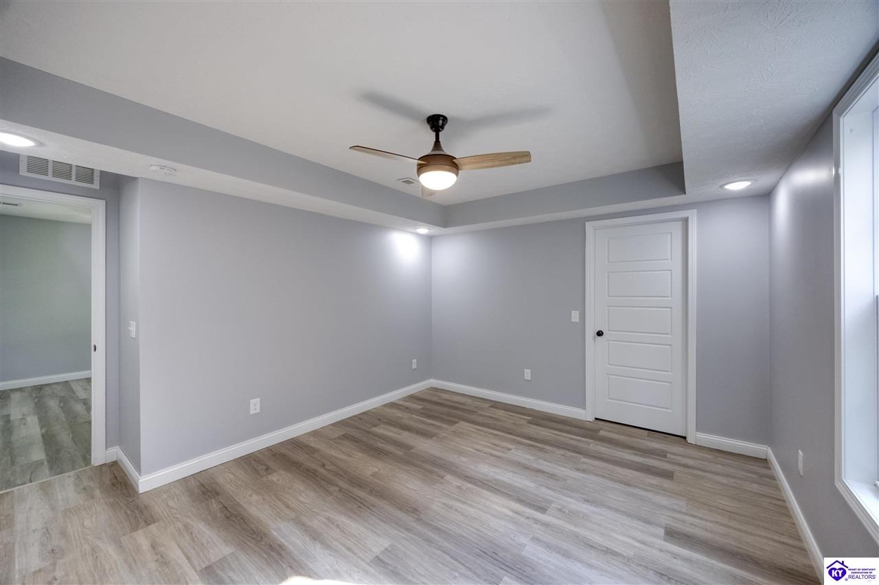 107 Wintersmith Ct Property Photo 17